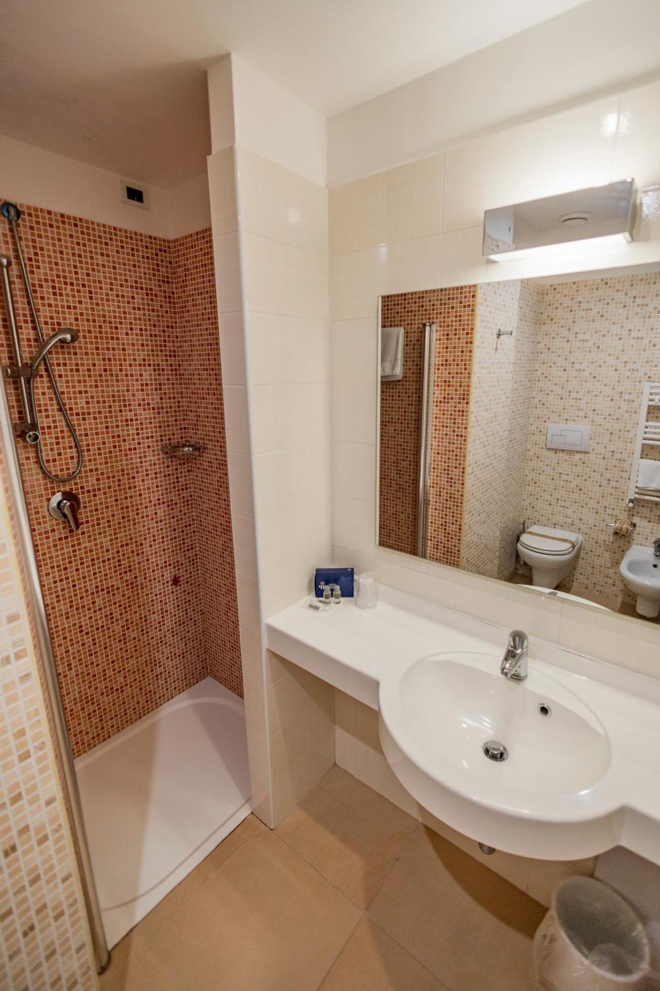 Prince Franklyn Hotel Santa Maria di Castellabate Luaran gambar