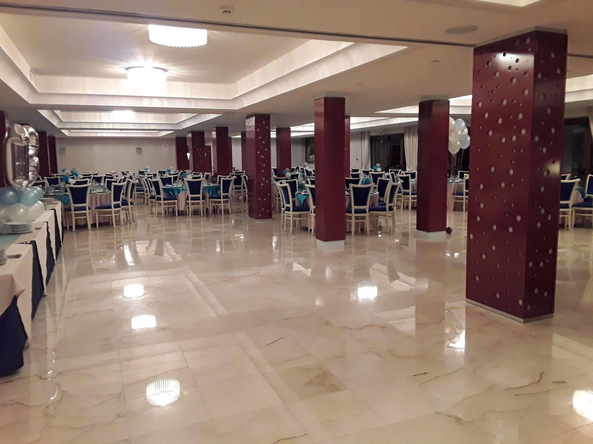 Prince Franklyn Hotel Santa Maria di Castellabate Luaran gambar